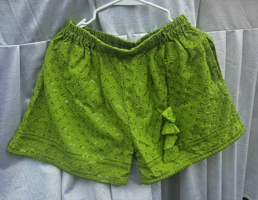 CHICan Shorts