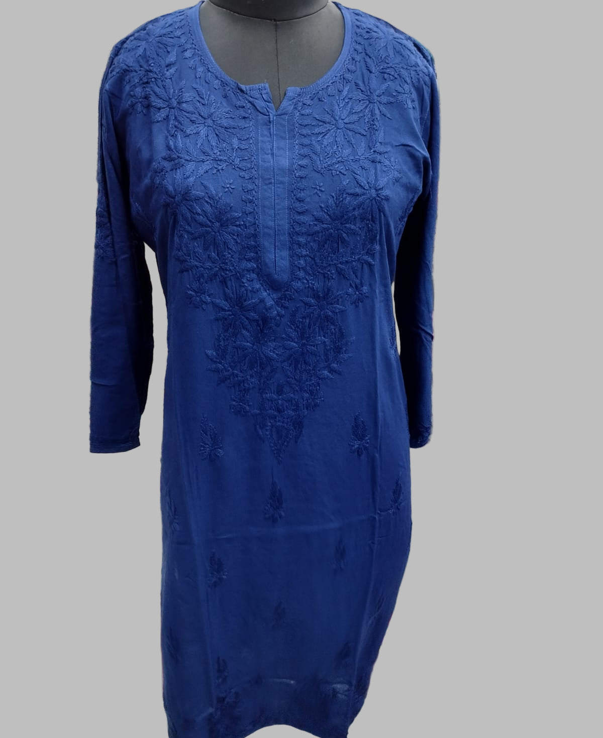 Mumtaz chikankari kurti