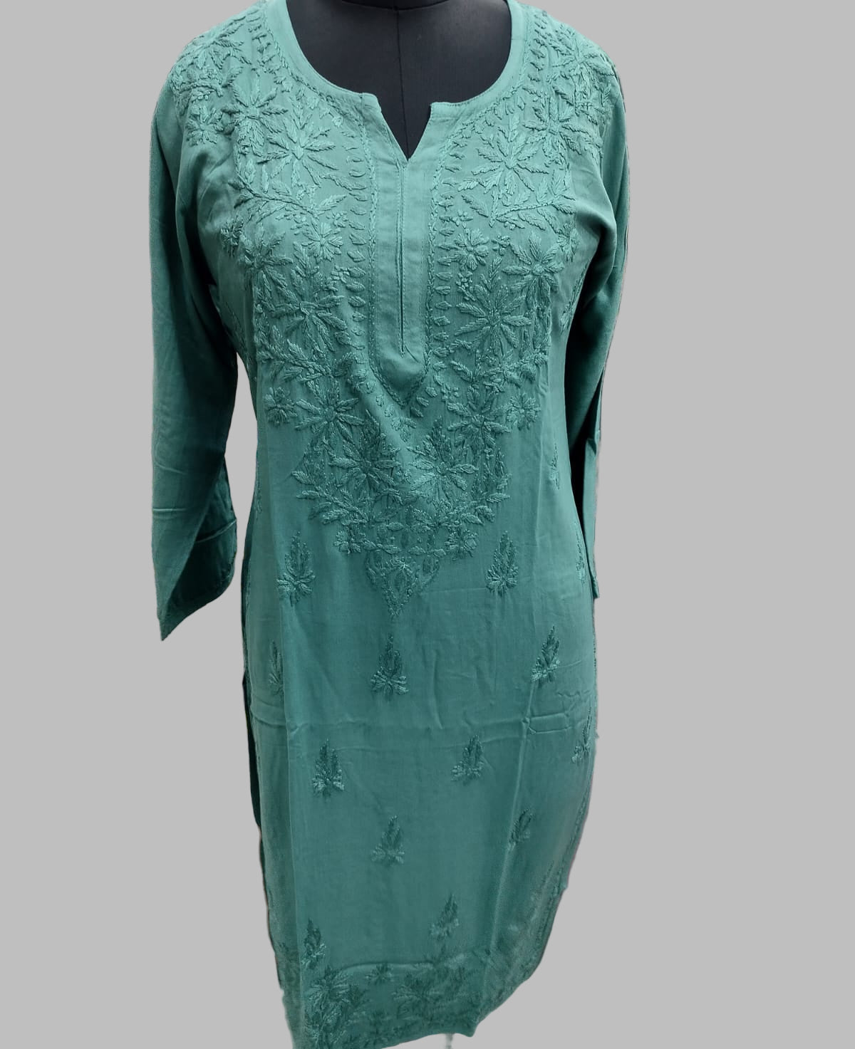 Mumtaz chikankari kurti