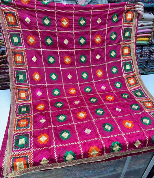 Guldasta chinon phulkari dupatta