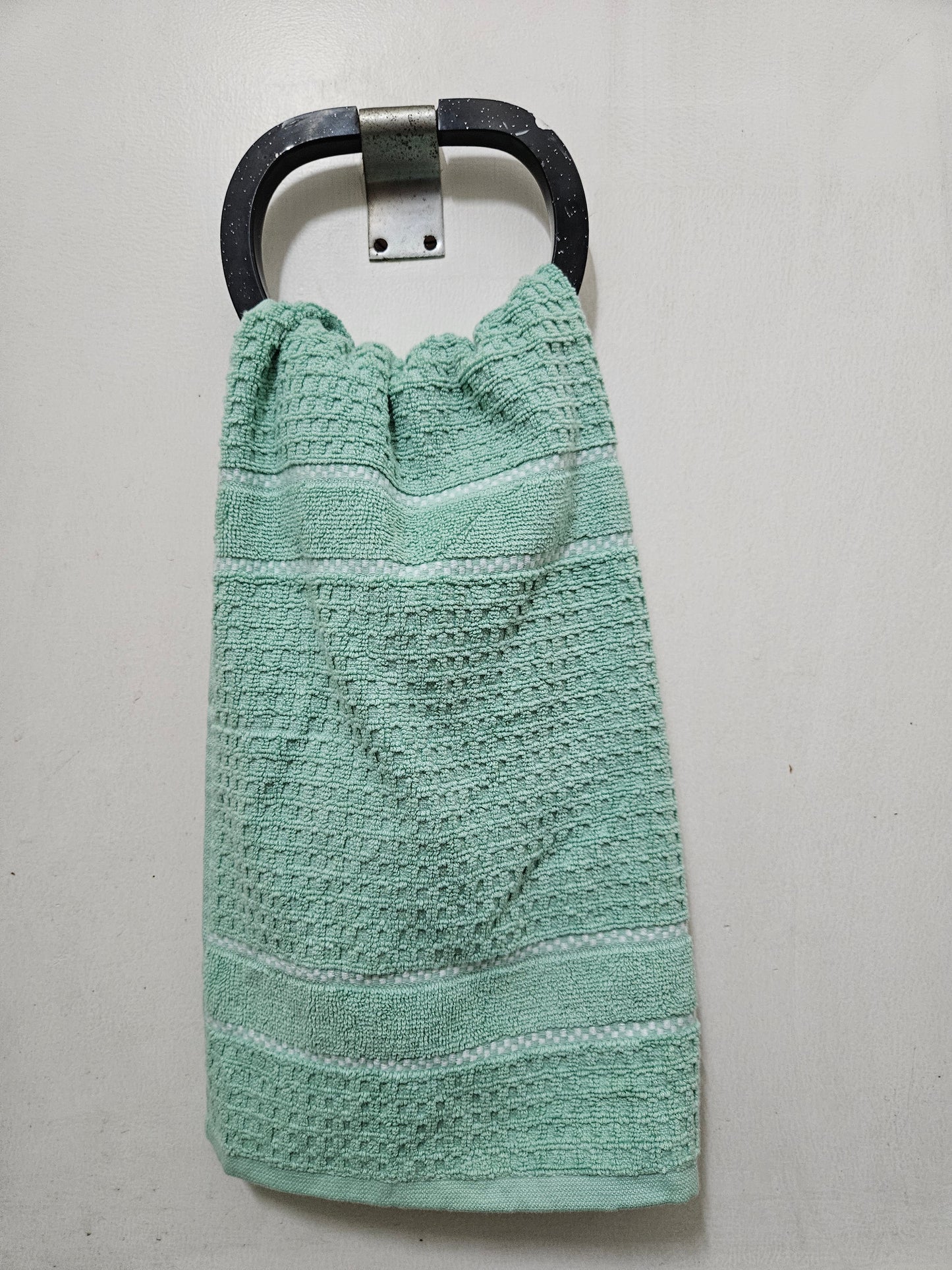 Super soft hand towels