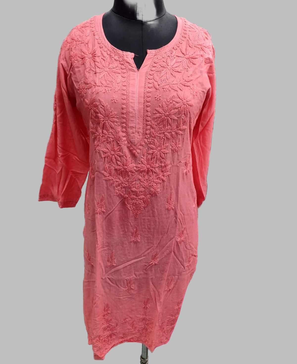 Mumtaz chikankari kurti
