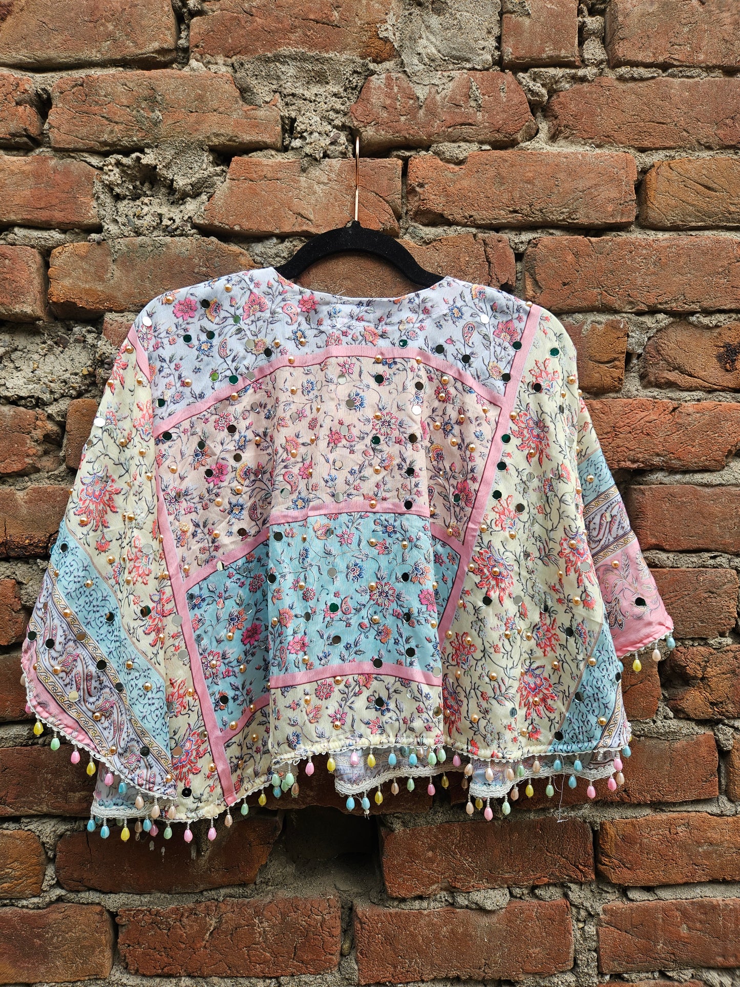 Chamkeeli Titli Cape