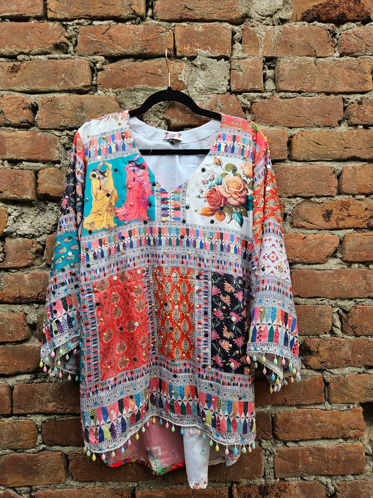 Bell-sleeved Chamkeeli Top