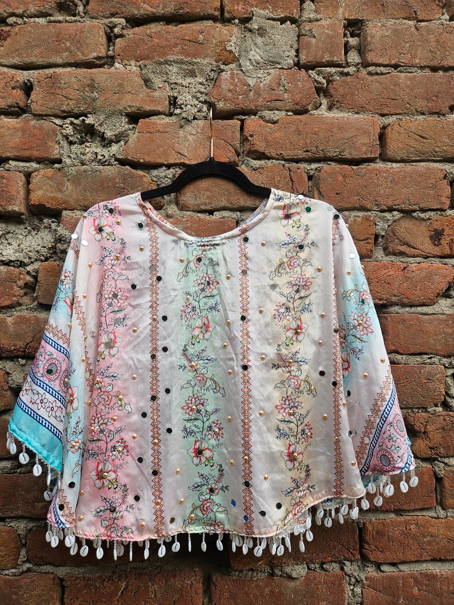 Chamkeeli Titli Cape
