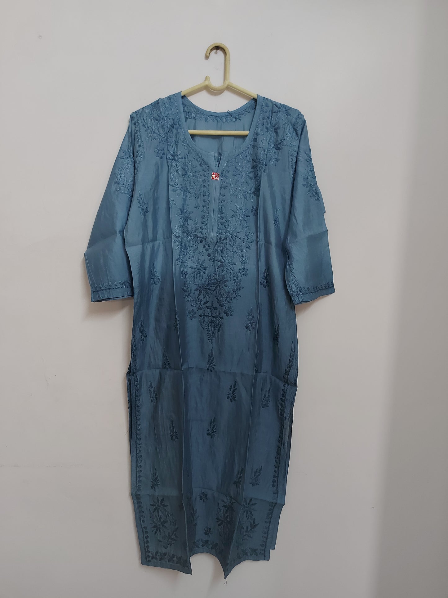 Ombre chanderi hand embroidered chikan kurti