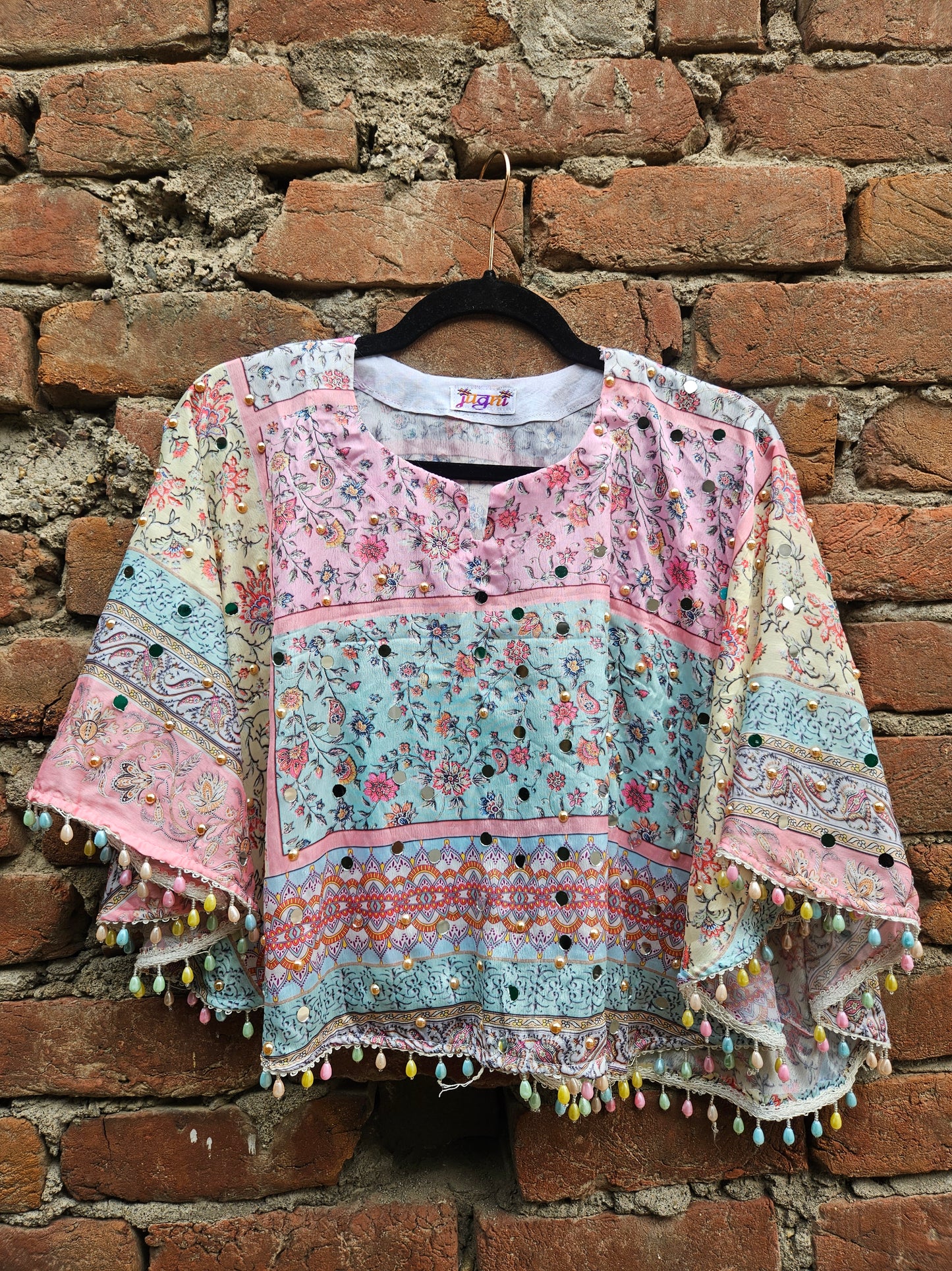 Chamkeeli Titli Cape