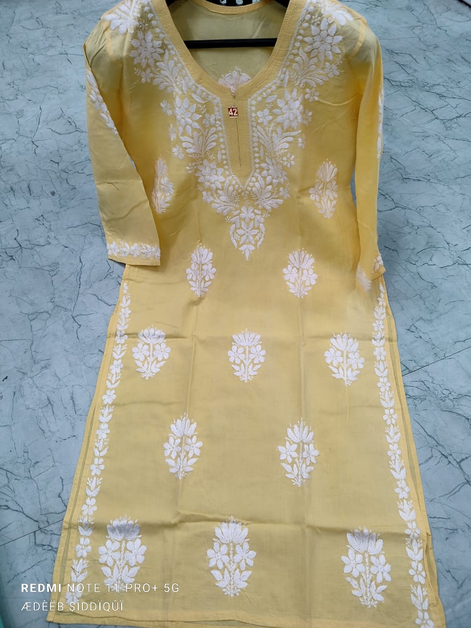 Hand embroidered cotton chikan kurti