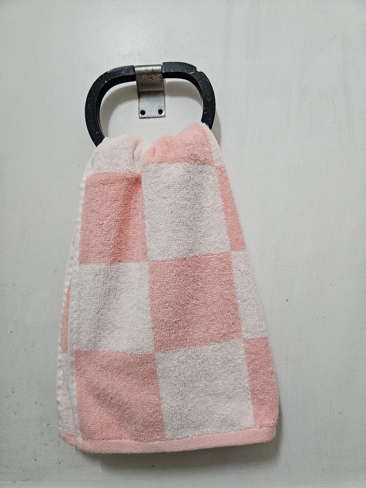 Super soft hand towels