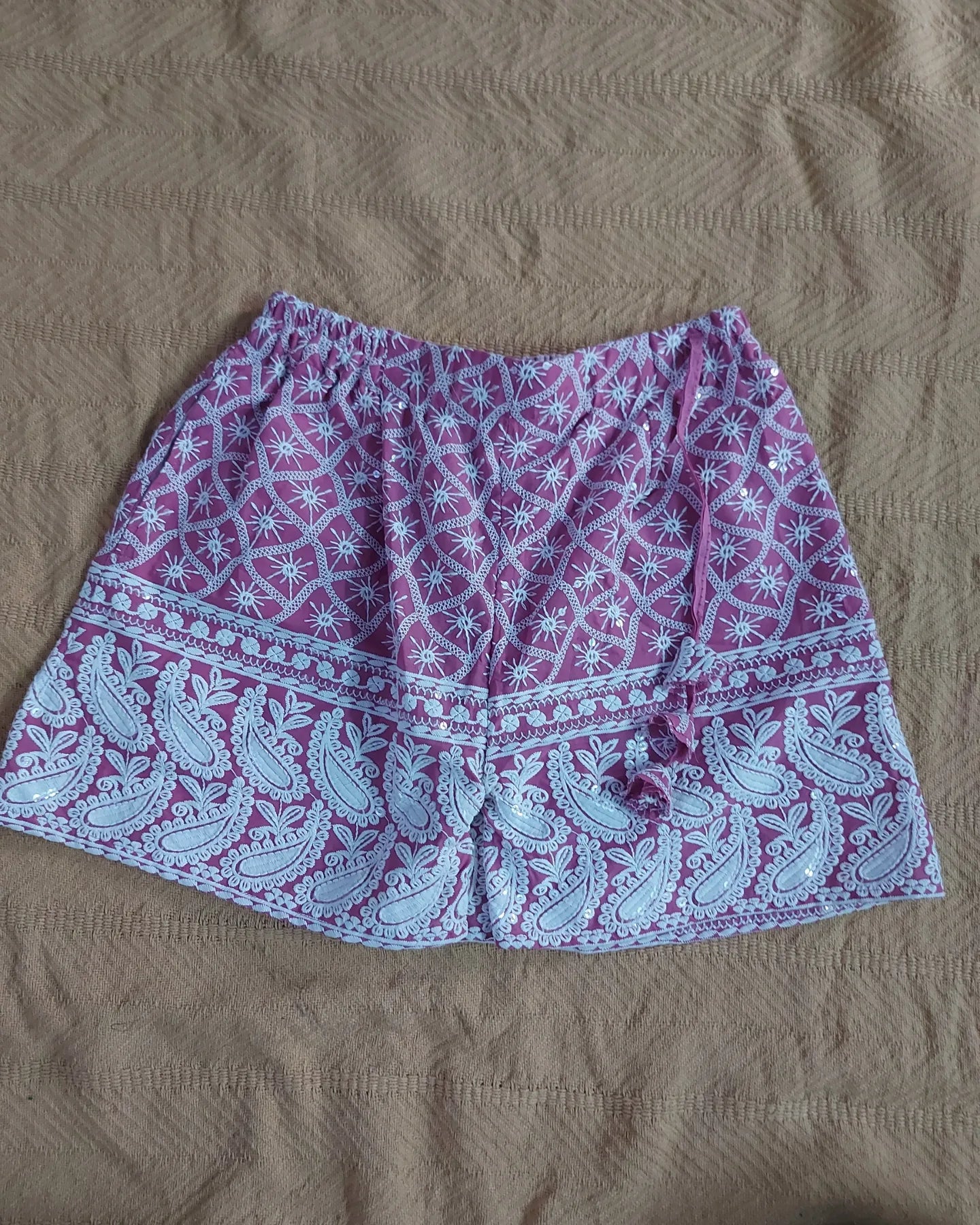 CHICan Shorts