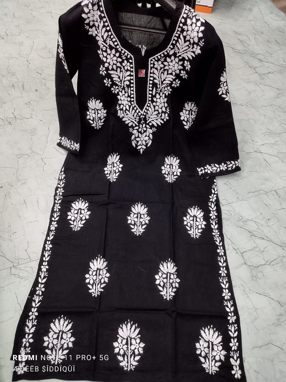 Hand embroidered cotton chikan kurti