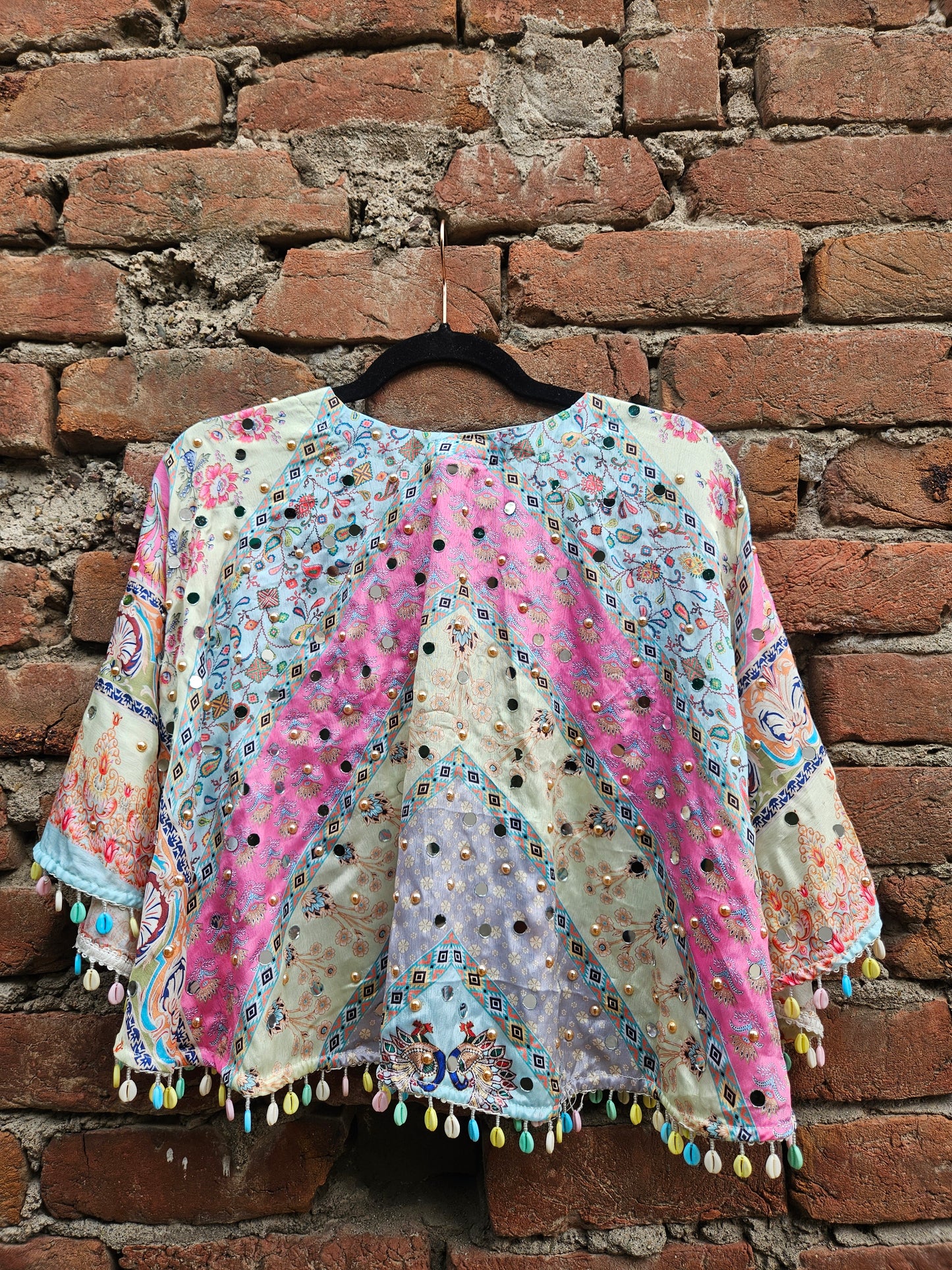 Chamkeeli Titli Cape