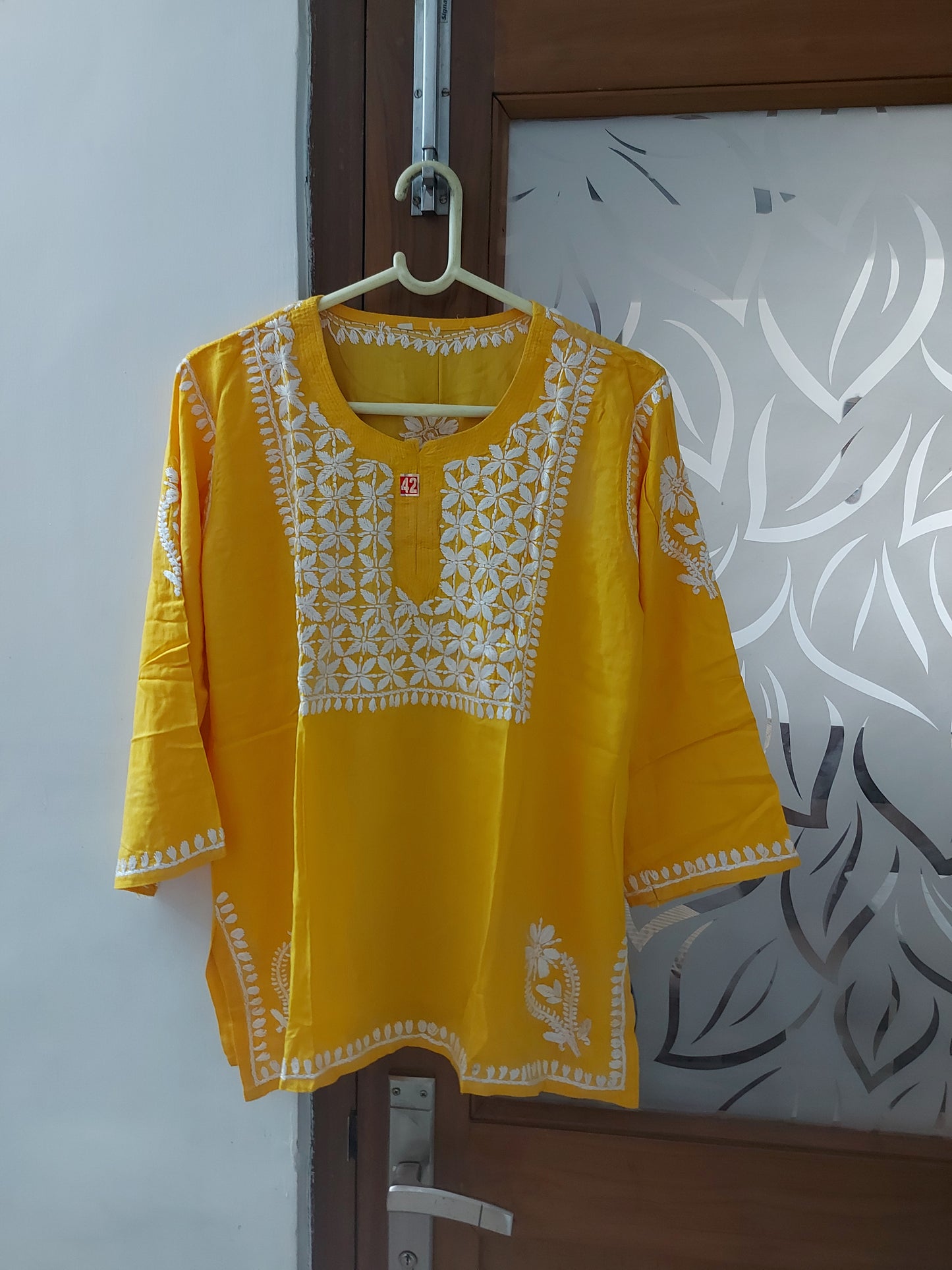 Modal short kurti