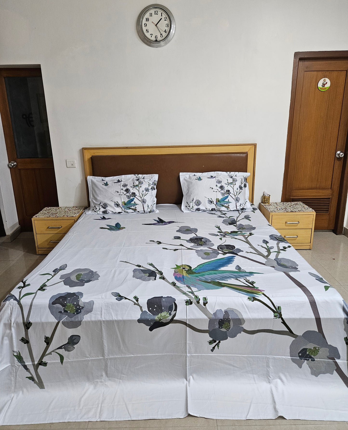 Glazed cotton bedsheets