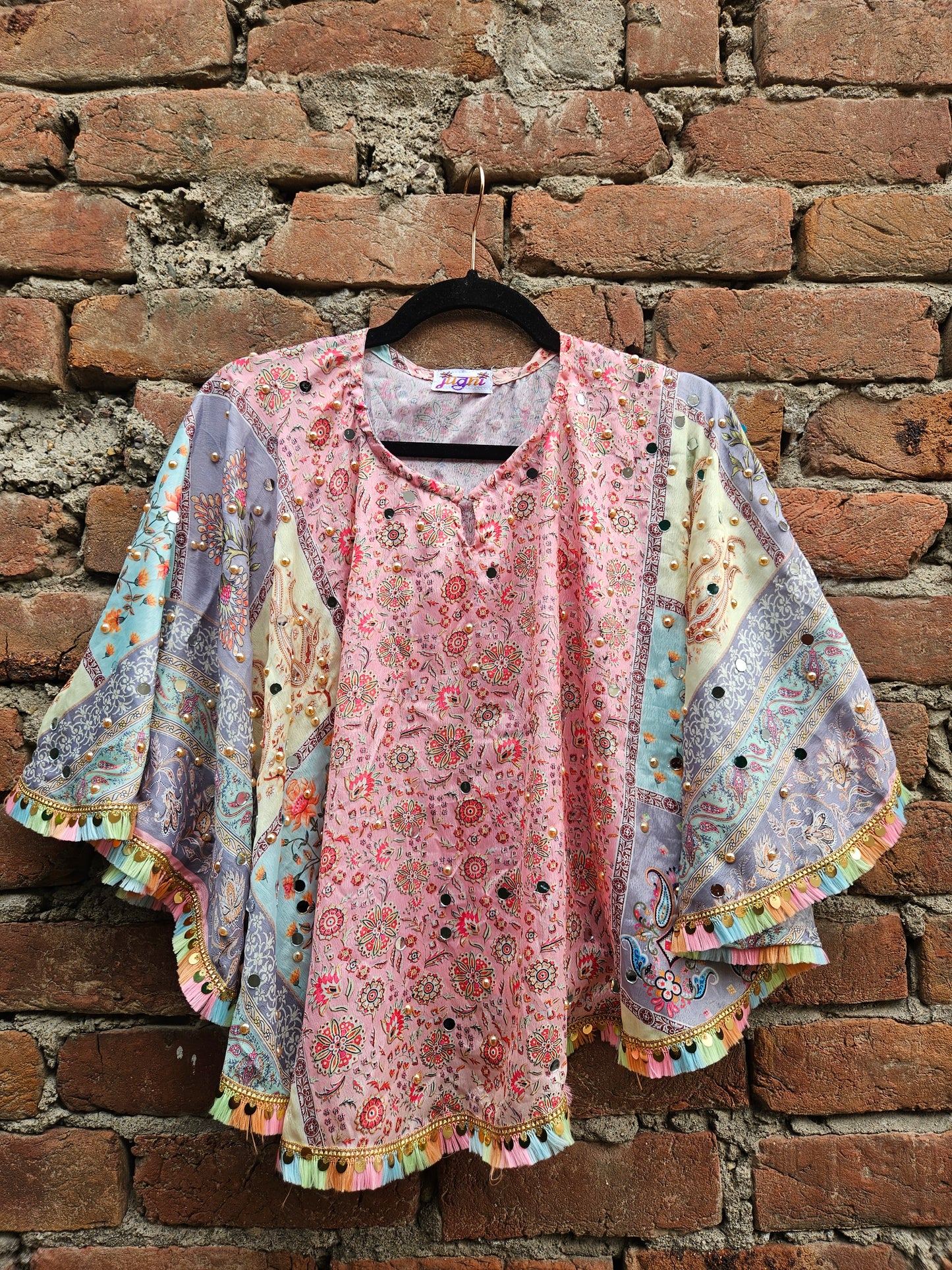 Chamkeeli Titli Cape