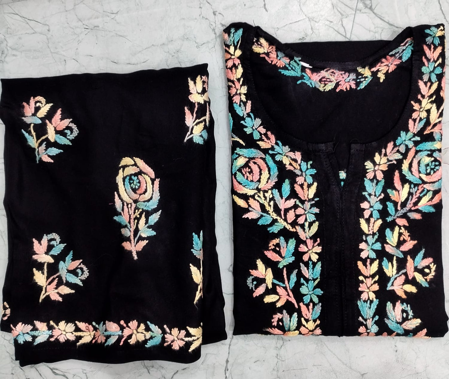 Nazneen chikankari set