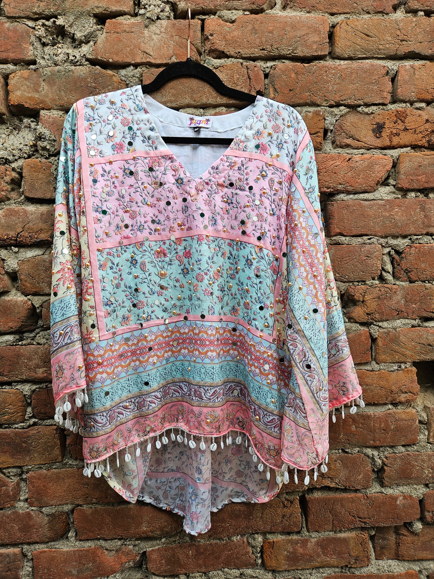 Bell-sleeved Chamkeeli Top